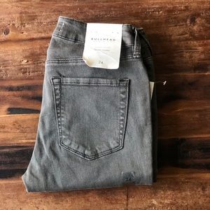 Bullhead Mid rise Skinniest size 24